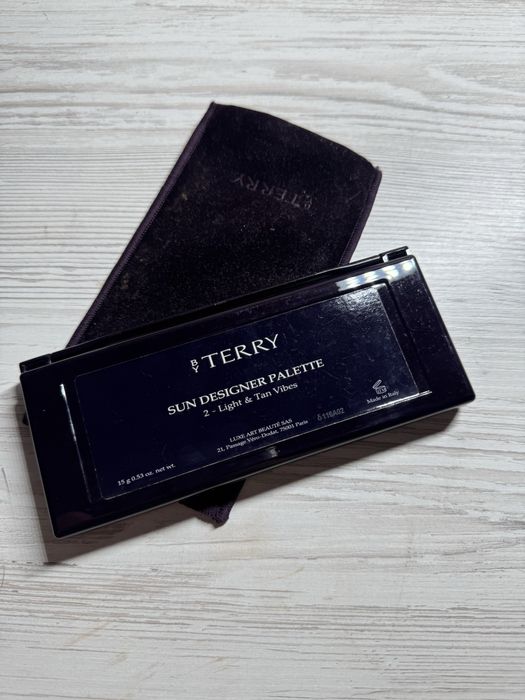 By Terry Sun Designer.