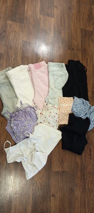 Пакет жіночих речей  жіночі речі , джинси, сукні