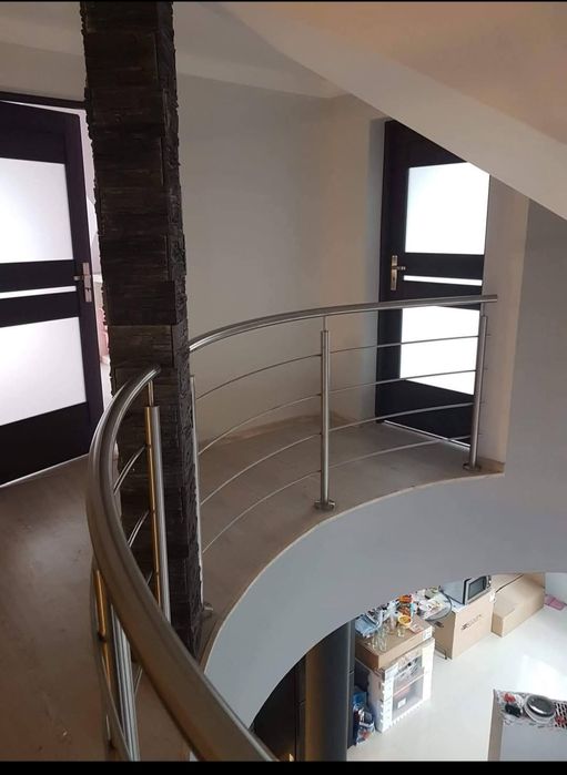 Balustrady nierdzewne