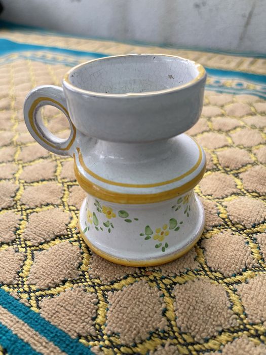 Castiçal de faiança pintado à mão