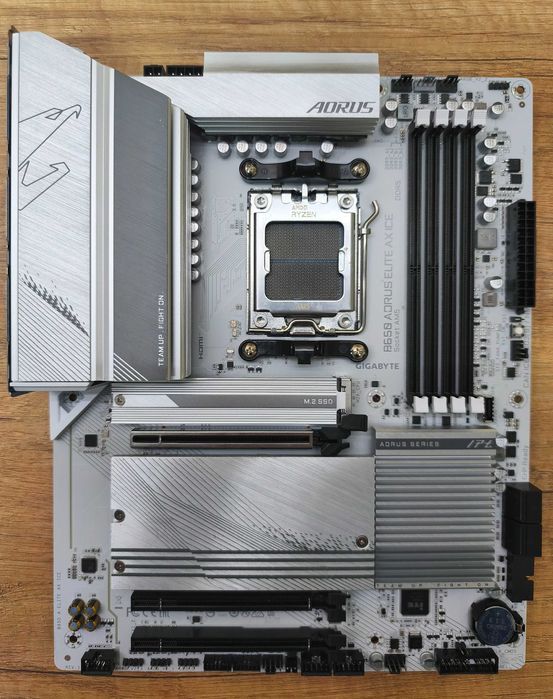 Płyta główna Gigabyte B650 Aorus Elite AX ICE box gwarancja nr. 406172