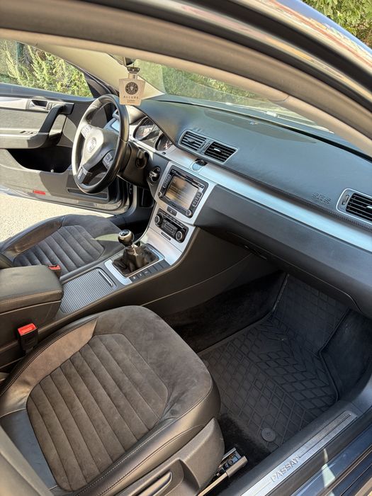 Volkswagen Passat 2011 VIN WVWZZZ3CZBP328519 фото оголошення 8 з 17