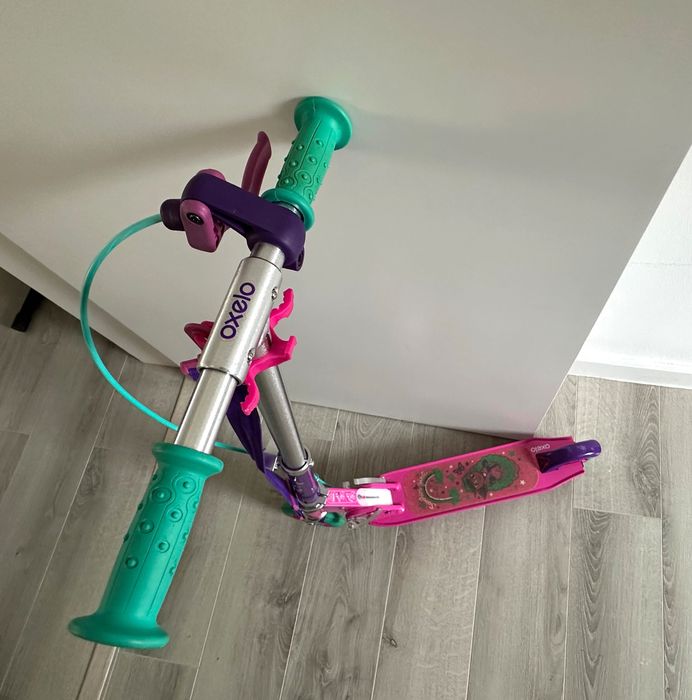 Trotinete de criança marca Oxelo