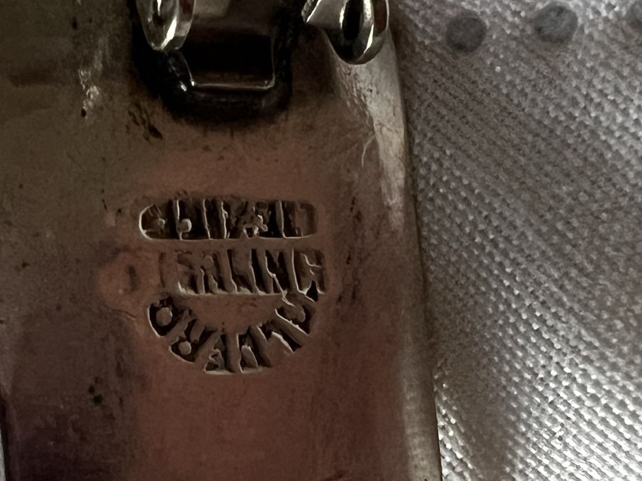 Srebrne duże klipsy z onyksem sygnowane