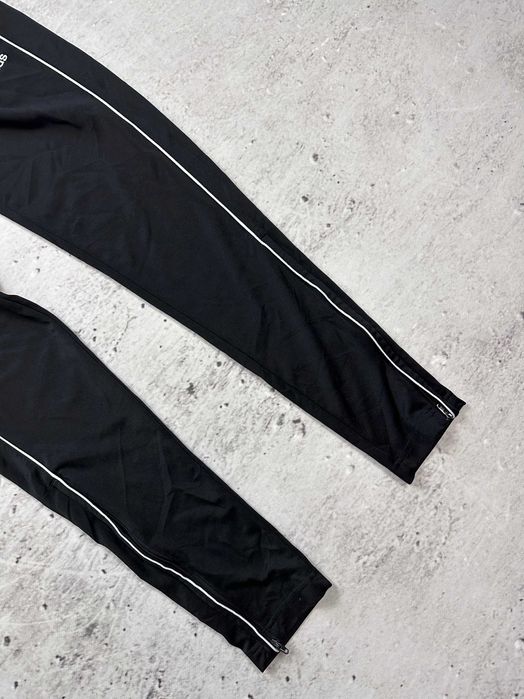Spodnie dresowe ADIDAS dresy sportowe męskie slim r. S