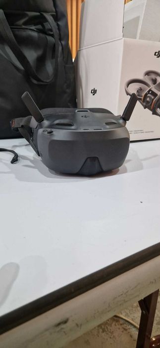 DJI Avata 2 Fly More Combo + FPV Remote Controller 3