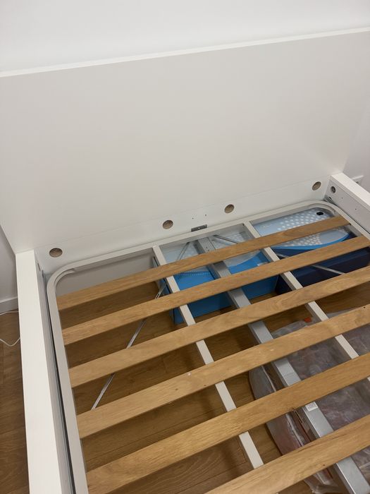 Cama com cabeçeira 1.40x2.00