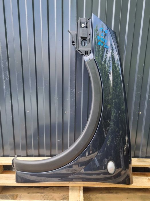 Opel Corsa C Błotnik Lewy Przód Kolor Z168