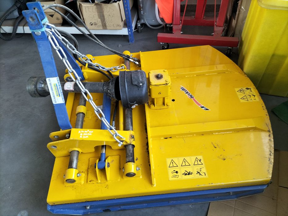 Capinadeira Hércules hidráulica