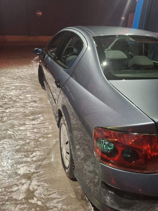 Peugeot 407      1.8b   2006r