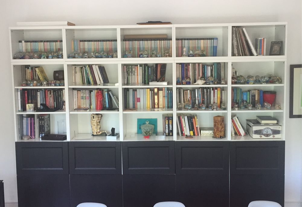 Estante Besta em otimo estado