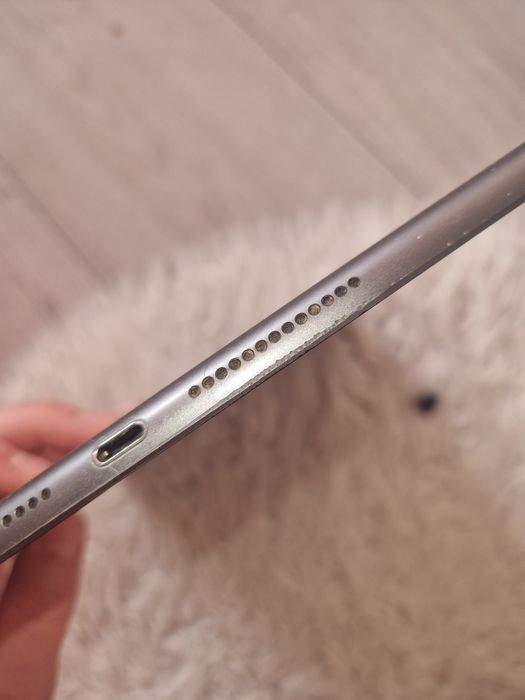 Ipad 9 generacji 64GB