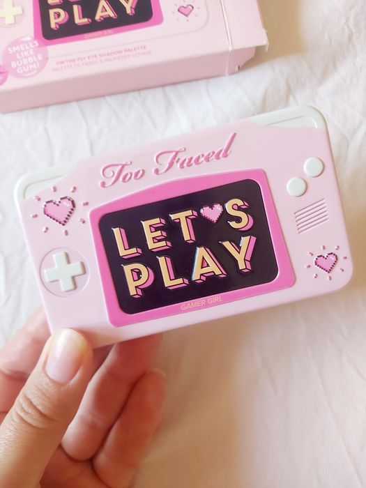 Too faced Let's play eyeshadows