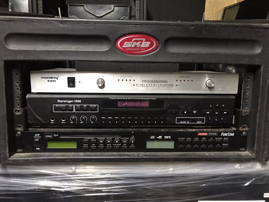 Karaoke rack completa com 160 cds karaoke