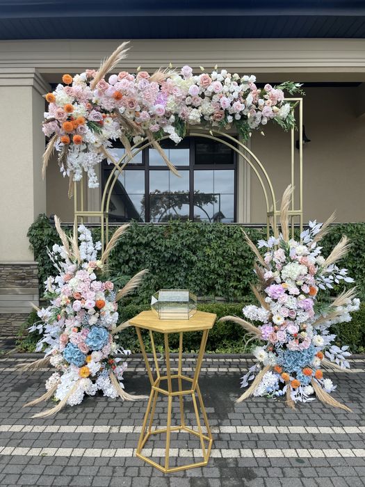 Фотозона весільна арка львів