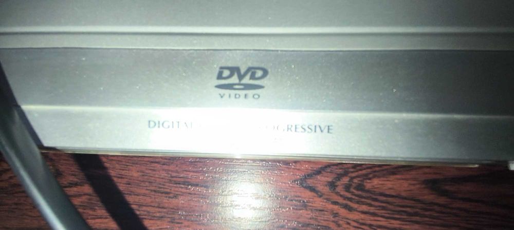 З HDMI, DVD/CD/MP3-плеєр"TOSHIBA"(США,2005,новий, є все, пульт) 777грн