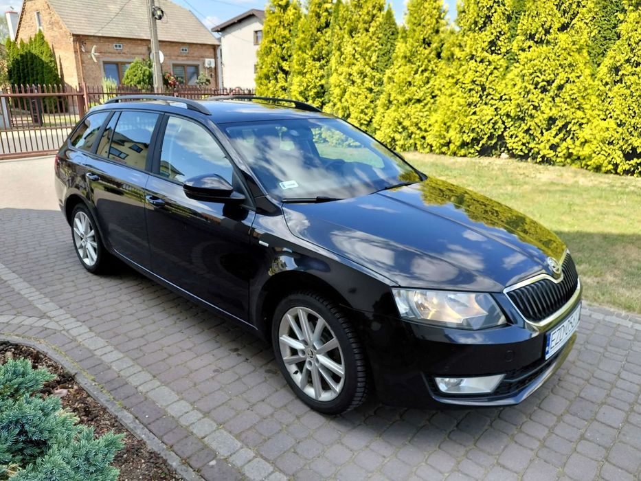 Skoda Octavia Nowy rozrząd, dwa komplety opon