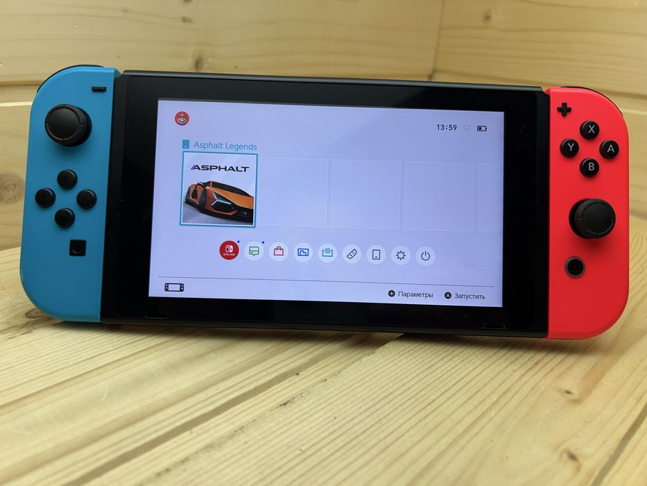 Nintendo SWITCH V2 32 gb + 128 gb sd cart