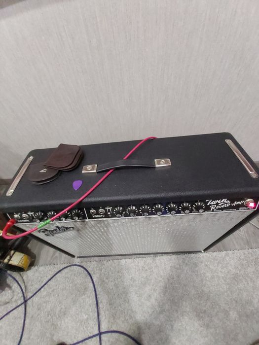 vendo fender twin reverb