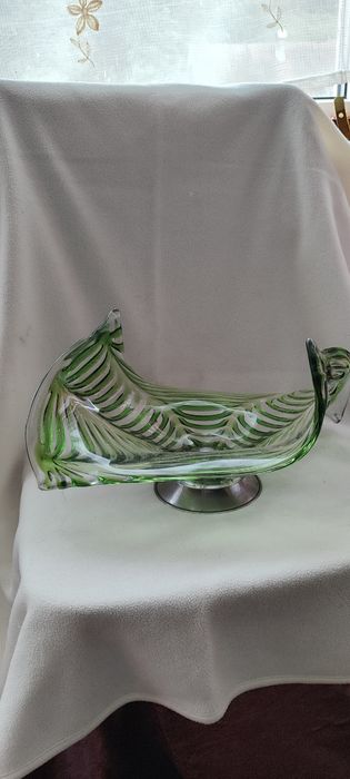 Вінтажна Скляна фруктова ваза з металевою ніжкою