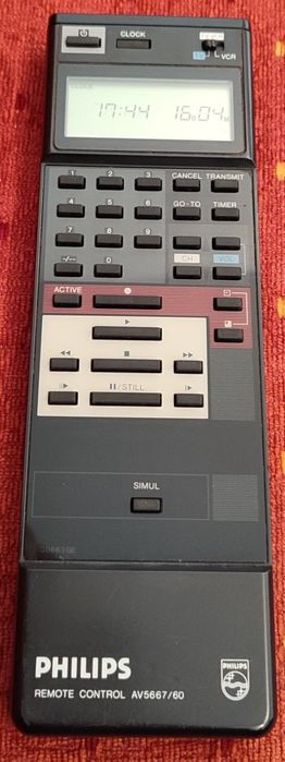 Pilot Philips AV5667/60 TV VCR Video
