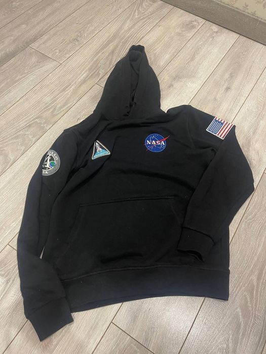 Кофта Balenciaga Nasa
