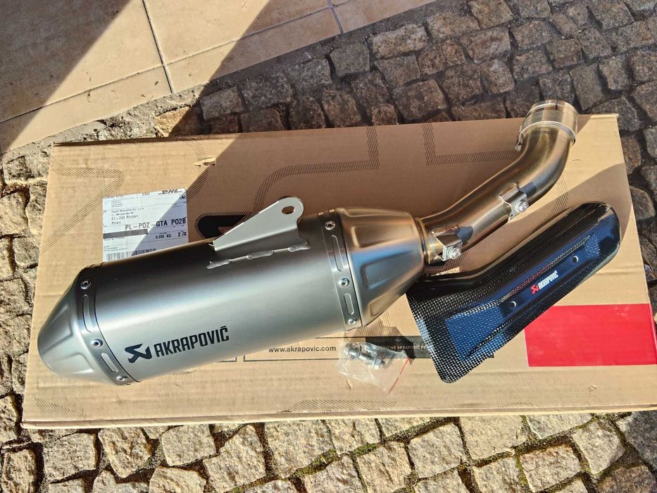 Tłumik AKRAPOVIC SLIP-ON LINE do KTM 390 Adventure