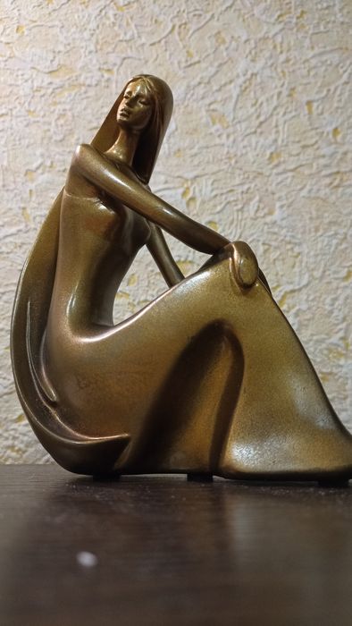 Статуєтка Жінка. Декор. Декоративна статуєтка