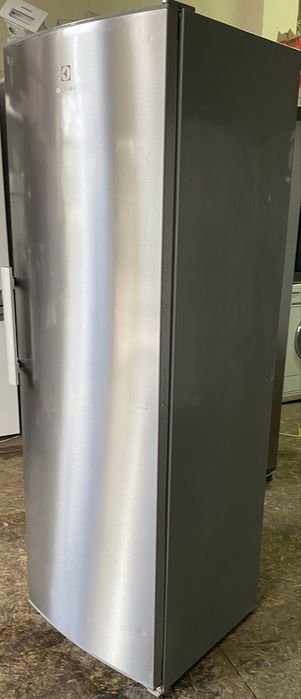 Chłodziarka Electrolux 392 litry