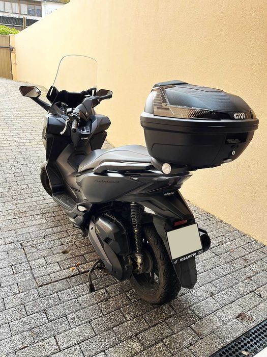 Honda Forza 125 - Top Case - Revisões Honda - Ano 2019 - Venda Rápida