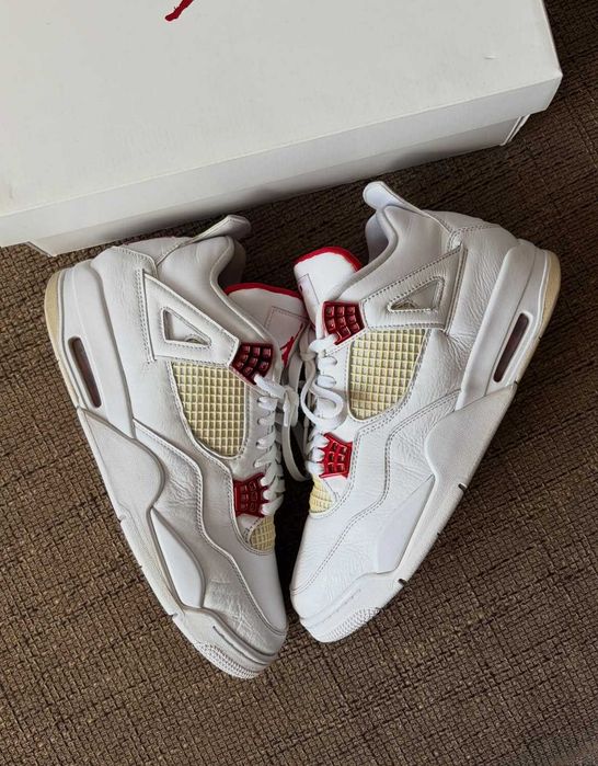 Кросівки Nike Air Jordan 4 Retro Metallic Red