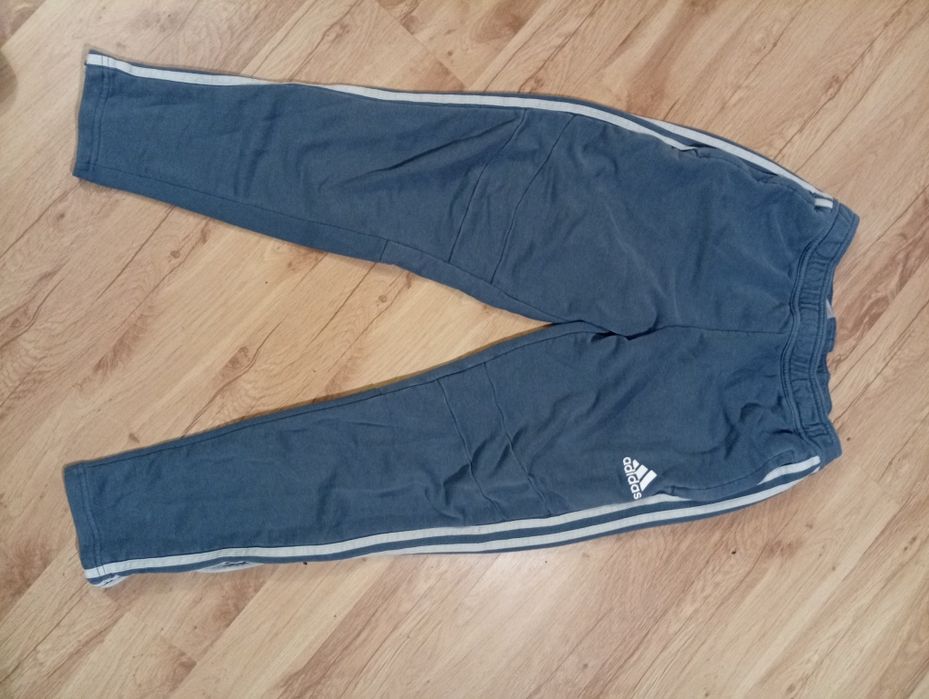 Dresy chłopięce 164/M Adidas