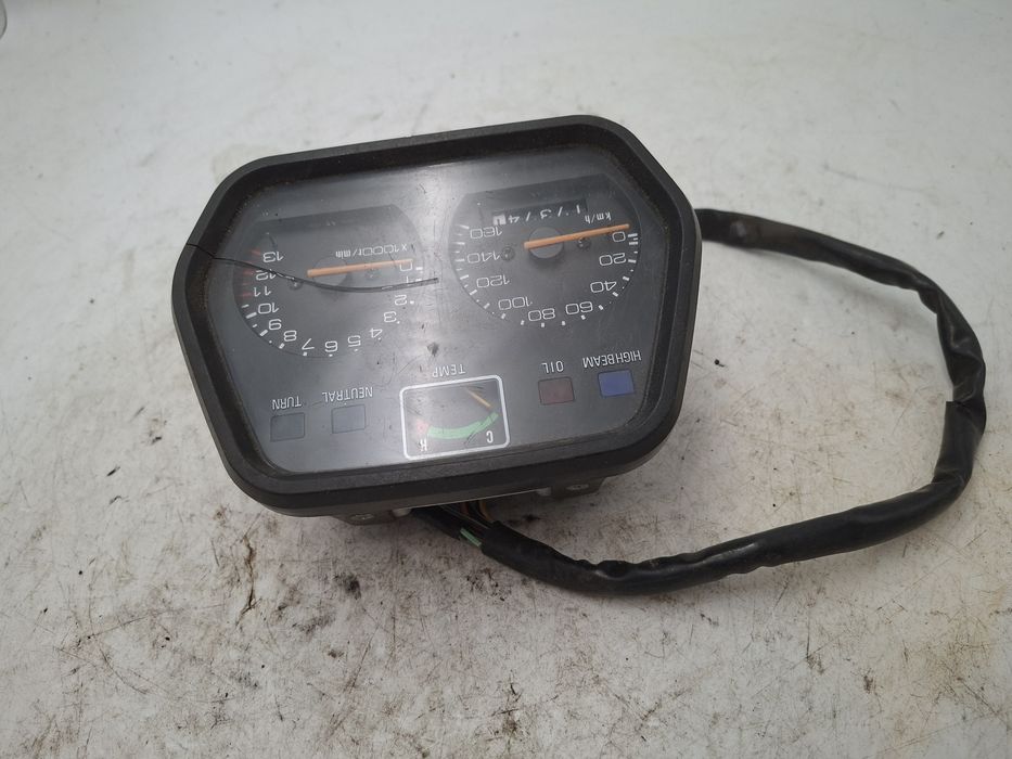 Suzuki rg125 rg80 rg 80 125 licznik zegary prędkościomierz