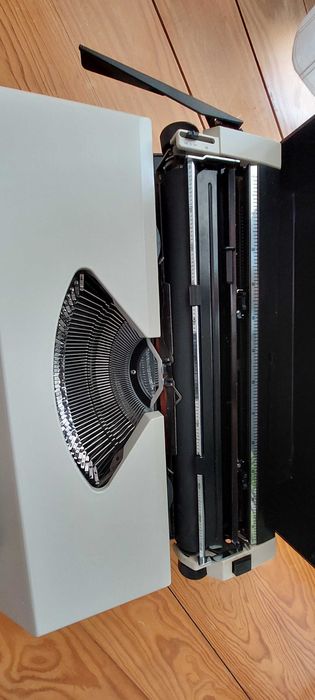 Maquina de escrever Rover