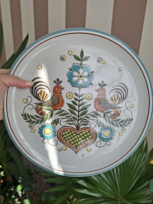 Duży, ceramiczny talerz ozdobny