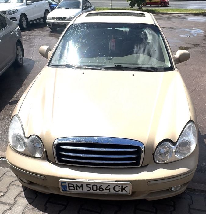Хюндай Соната 2004 року двіжок 2.7v6