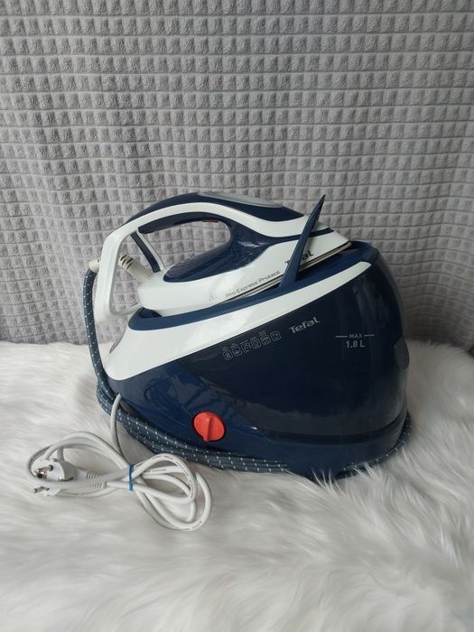 Праска-парогенератор Tefal Pro Express Protect GV9221E0, Утюг