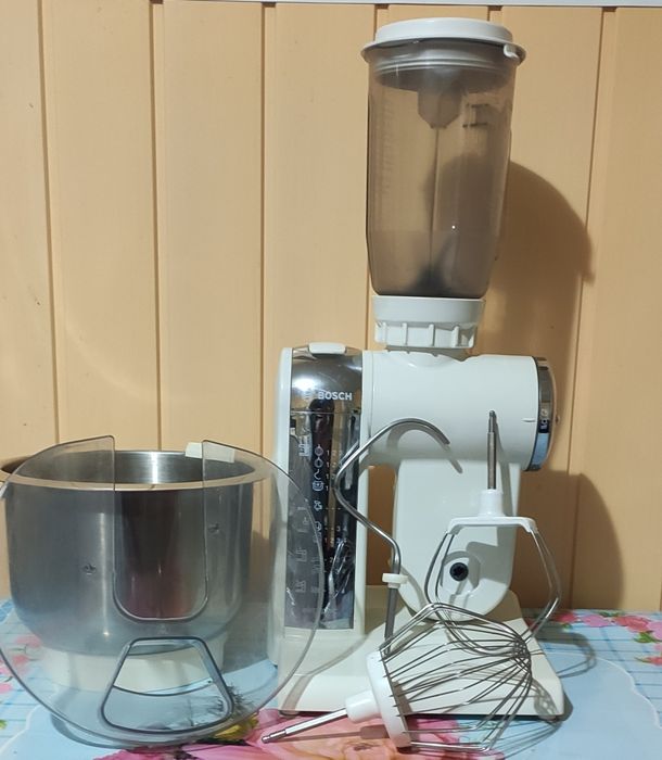 Кухонный комбайн Bosch MUM46CR1: 1 750 грн. - Кухонные комбайны ...