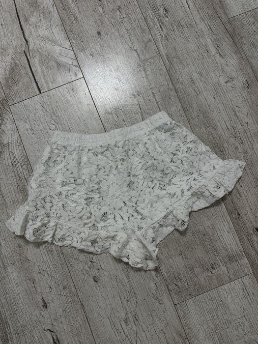 Мереживні жіночі шорти