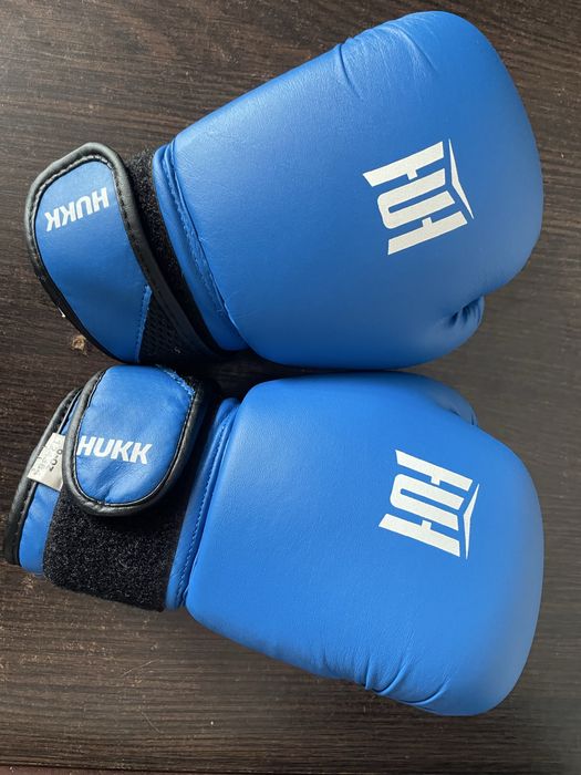 Продам боксерські рукавиці