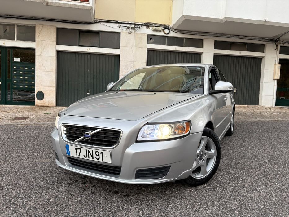 Volvo s40 1.6 hdi com apenas 200 mil km de 2010 versão edrive — photo 2