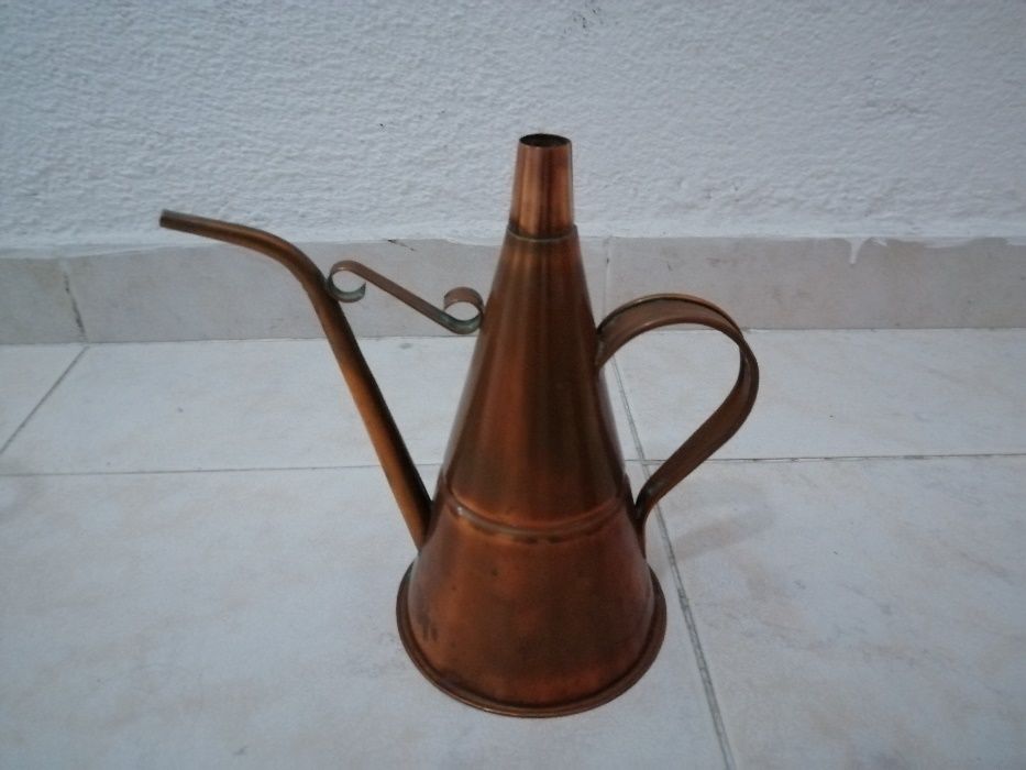 Vendo conjunto de peças em latão