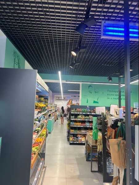 Нежитлове фасадне приміщення загальною площею 269.75 кв.м.