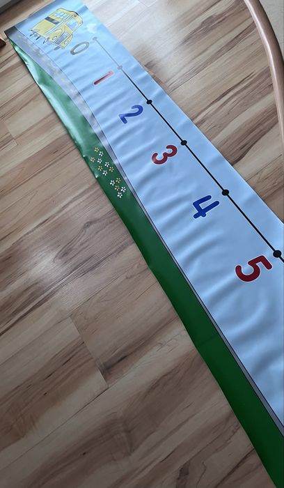 Mata podłogowa z linią numeryczną 0-30