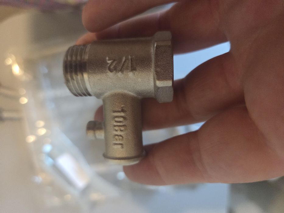 Nowy bojler 50 litrowy