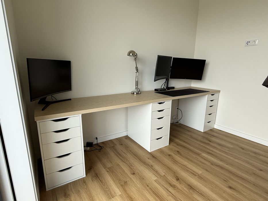 Secretária IKEA – 2 Tampos MITTCIRKEL + 3 Blocos de Gavetas ALEX