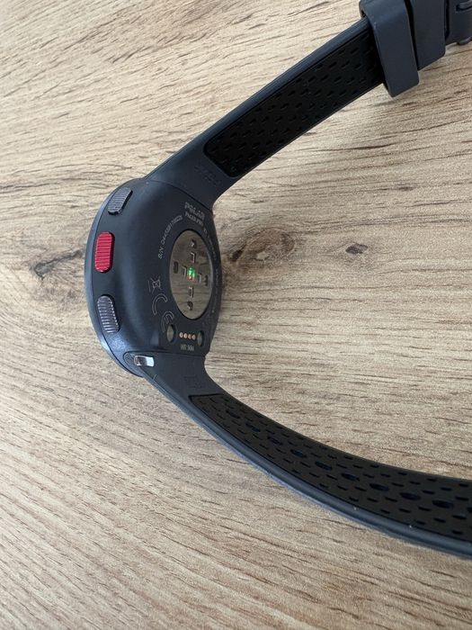 Polar Pacer Pro – GPS Running Watch | Como Novo