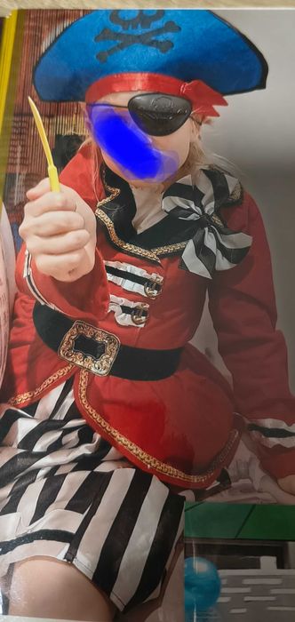 Strój piratka karnawał rozm. 122-128, 7-8 lat