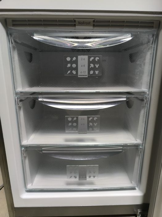 Двокамерний Холодильник Liebherr CBNPes 3756