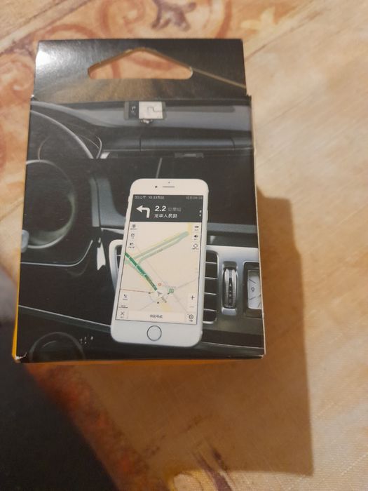 Uchwyt na telefon samochodowy